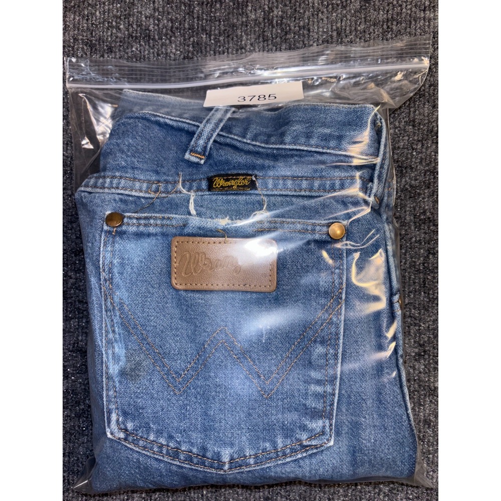 Wrangler 13MWZ Cowboy Cut Jeans Mens 34x30 Blue Denim Medium Wash Straight Leg - Picture 13 of 13